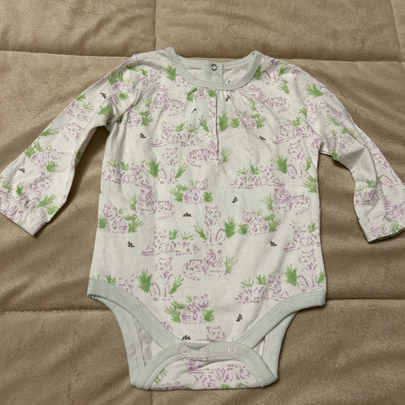 NWOT Burt’s Bees Baby Girl Bundle - Picture 6 of 9